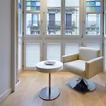 Easo Suite 2C By Feelfreerentals